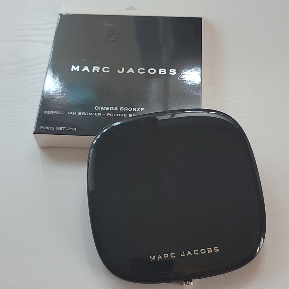 Marc Jacobs O!mega Bronze in Tantric